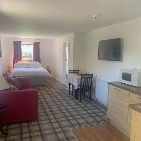 Inverness City Studio Apartment Sleeps 2 Dalneigh 外观 照片
